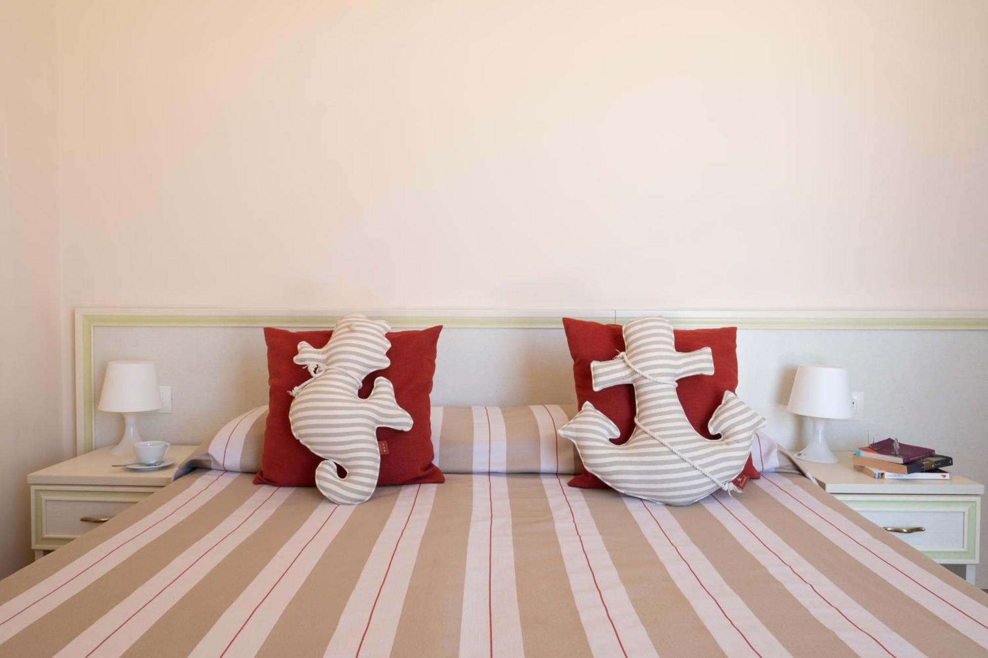 Hotel Villa Sirena ヌマーナ エクステリア 写真