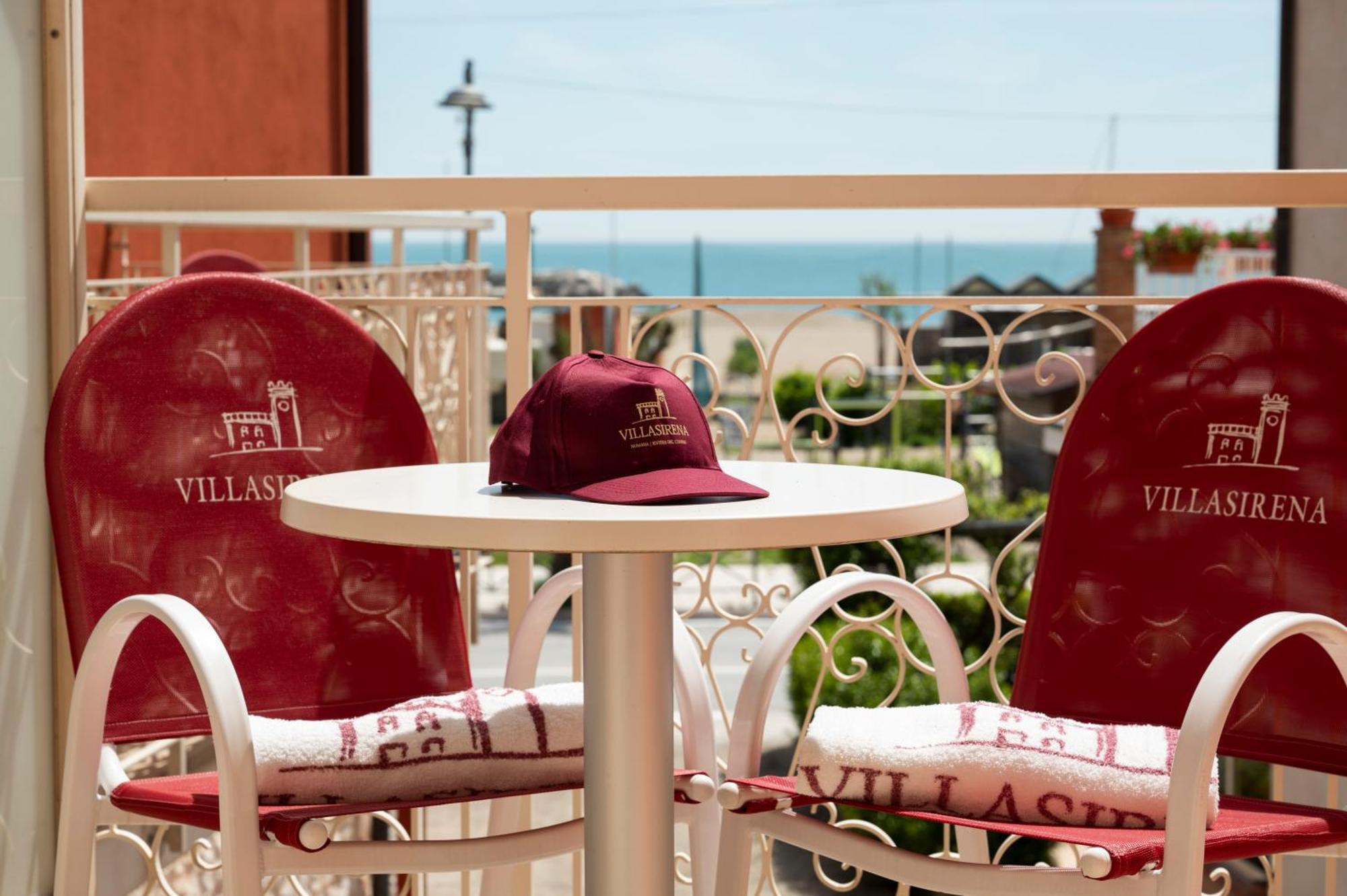 Hotel Villa Sirena ヌマーナ エクステリア 写真