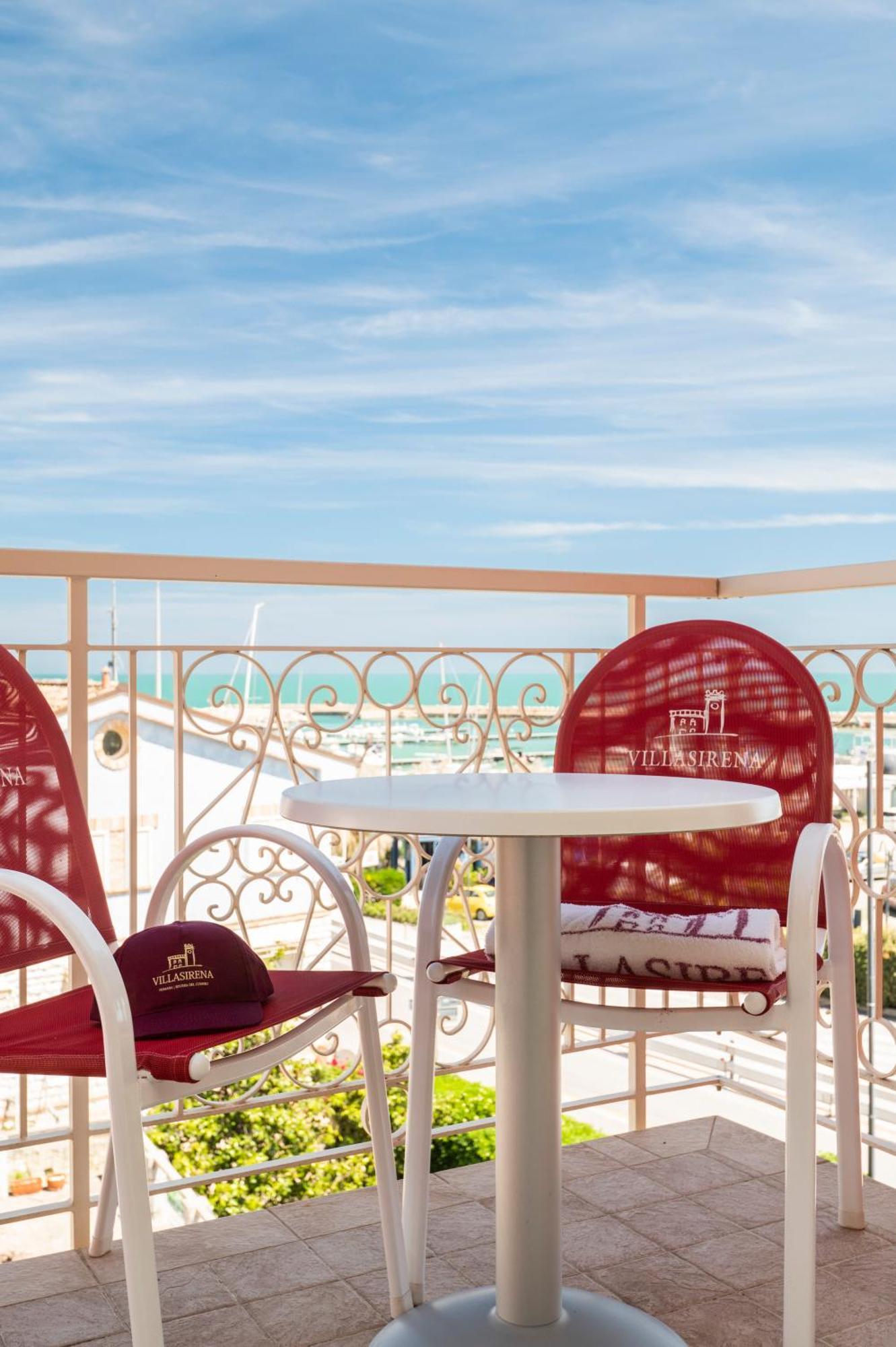 Hotel Villa Sirena ヌマーナ エクステリア 写真